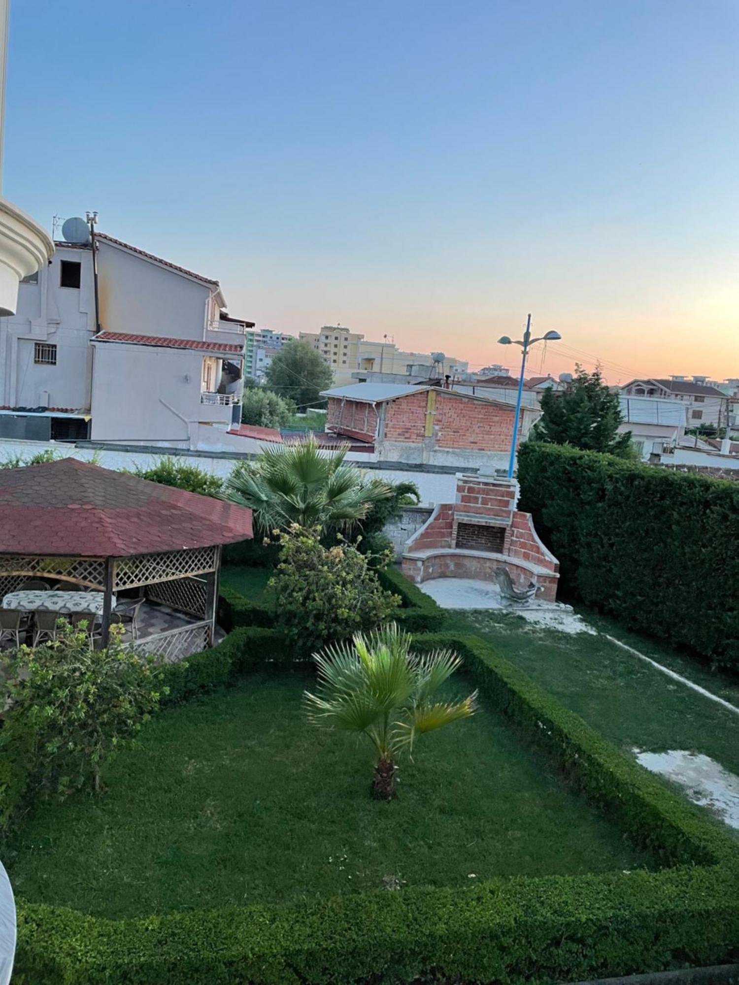 Apartmán Vila Briart Durrës Exteriér fotografie
