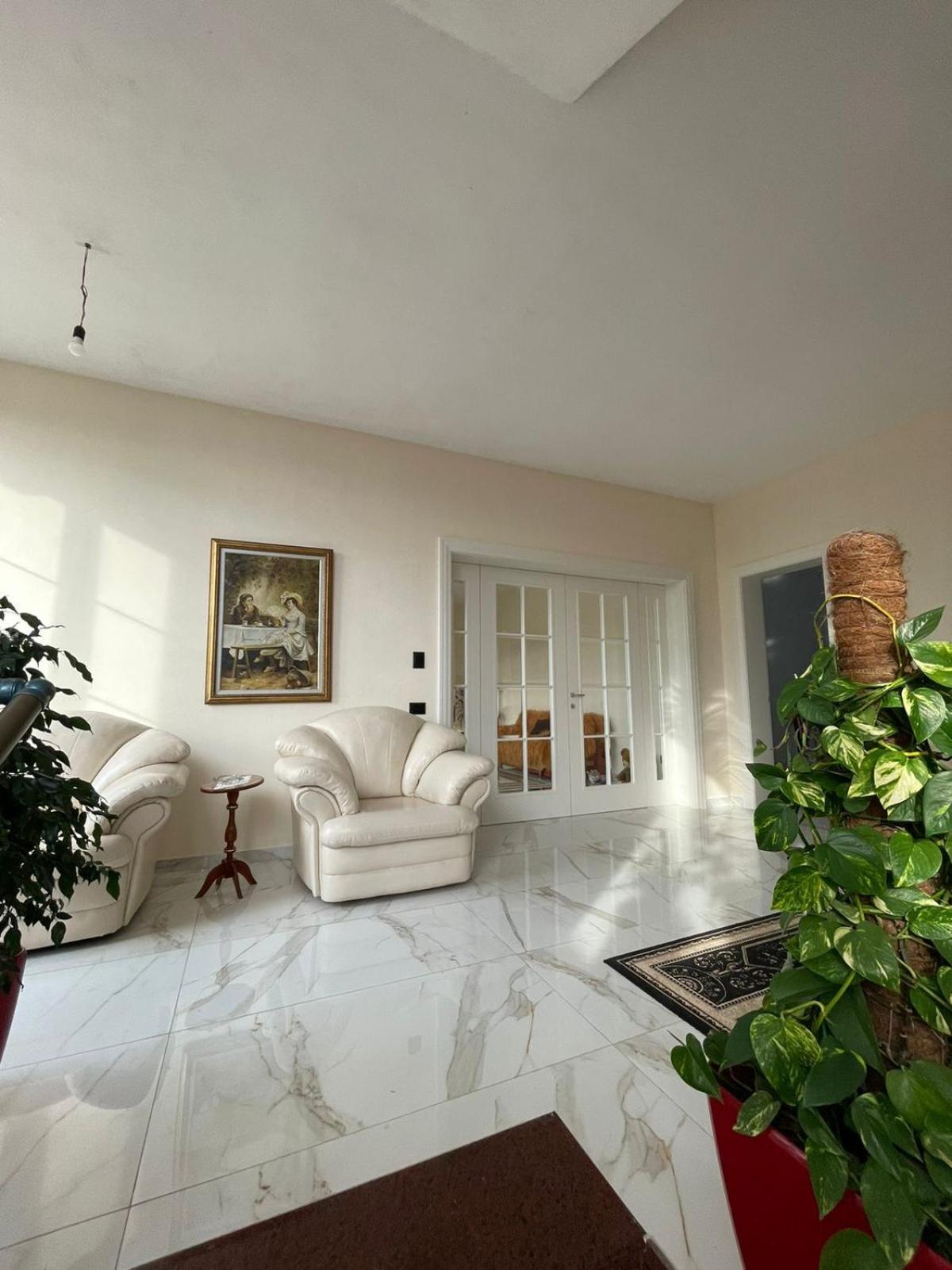 Apartmán Vila Briart Durrës Exteriér fotografie